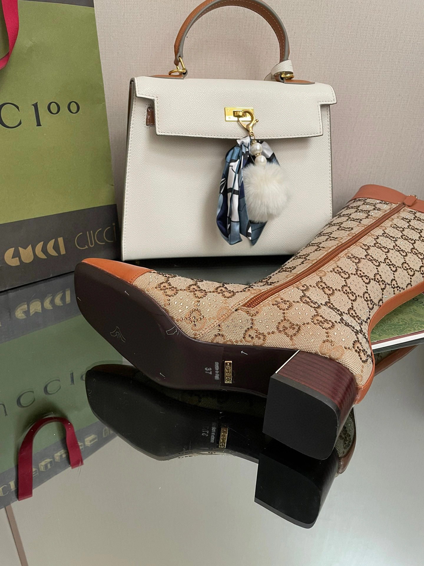 coco- heel height ：4.5CM Sheepskin item:B-X198J2002